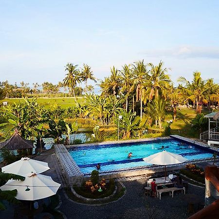 Barn N Bunk Hotel Gianyar  Exterior photo